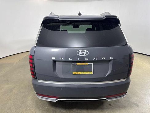 Used 2026 Hyundai Palisade Calligraphy FWD image 5