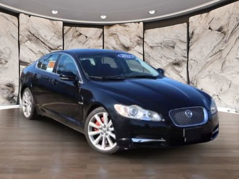 Used 2011 Jaguar XF Premium image 6