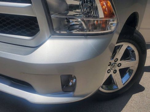 Used 2013 RAM 1500 Express RWD image 12