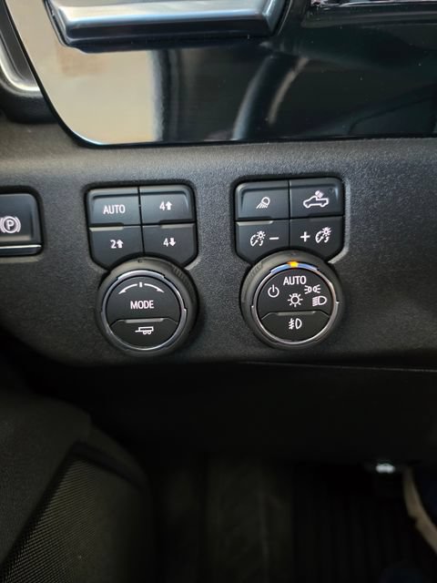 Used 2026 Chevrolet Silverado 2500 LTZ AWD/4WD image 35