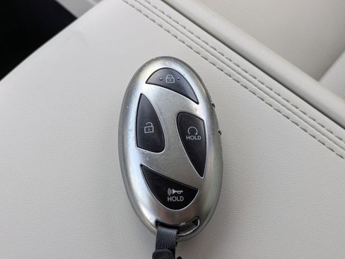 Used 2025 Hyundai Santa Fe Limited FWD image 33