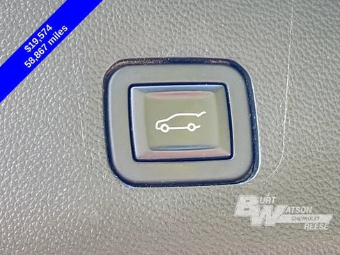 Used 2018 Chevrolet Traverse LT AWD/4WD image 19