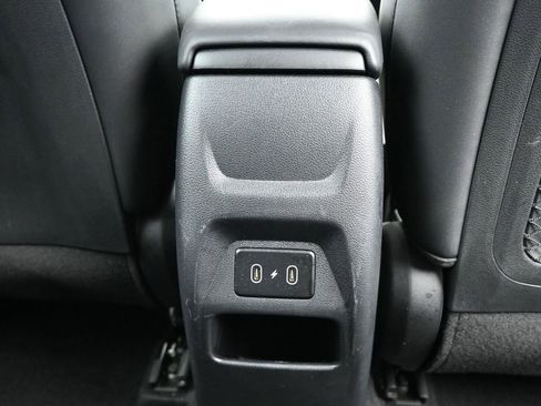 Certified 2024 Hyundai Venue Limited image 16