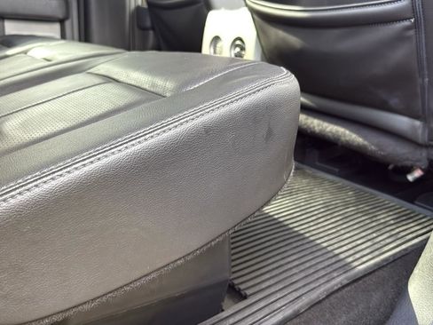 Used 2014 Ford F150 Lariat w/ Equipment Group 502A Luxury image 27