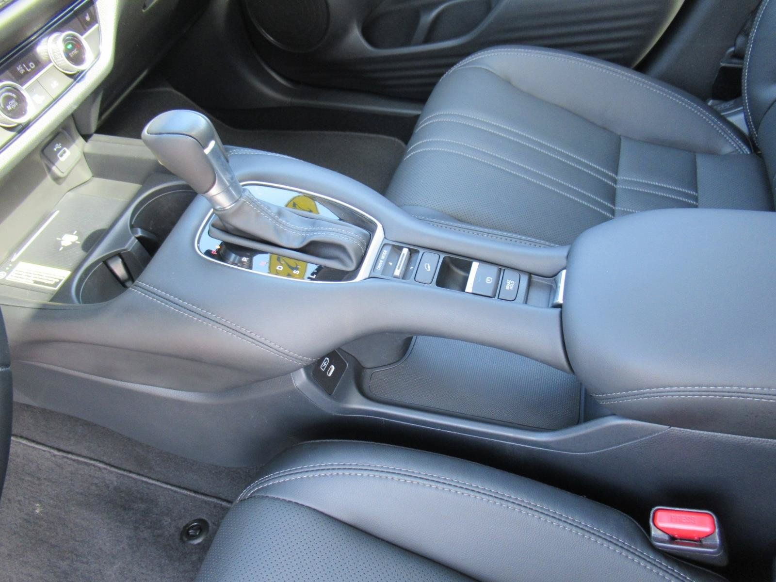 Used 2025 Honda HR-V EX-L image 20