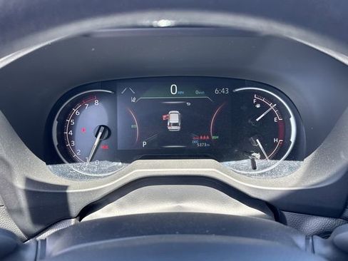 Used 2025 Toyota RAV4 XLE w/ Convenience Package FWD image 27
