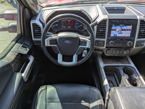 Used 2019 Ford F250 Lariat w/ Chrome Package AWD/4WD image 16