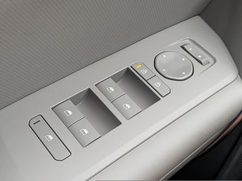 New 2027 Kia Seltos EX FWD image 28
