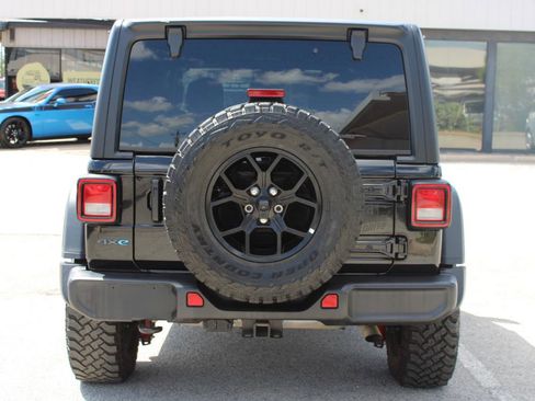 Used 2025 Jeep Wrangler Unlimited Sport S 4xe image 5