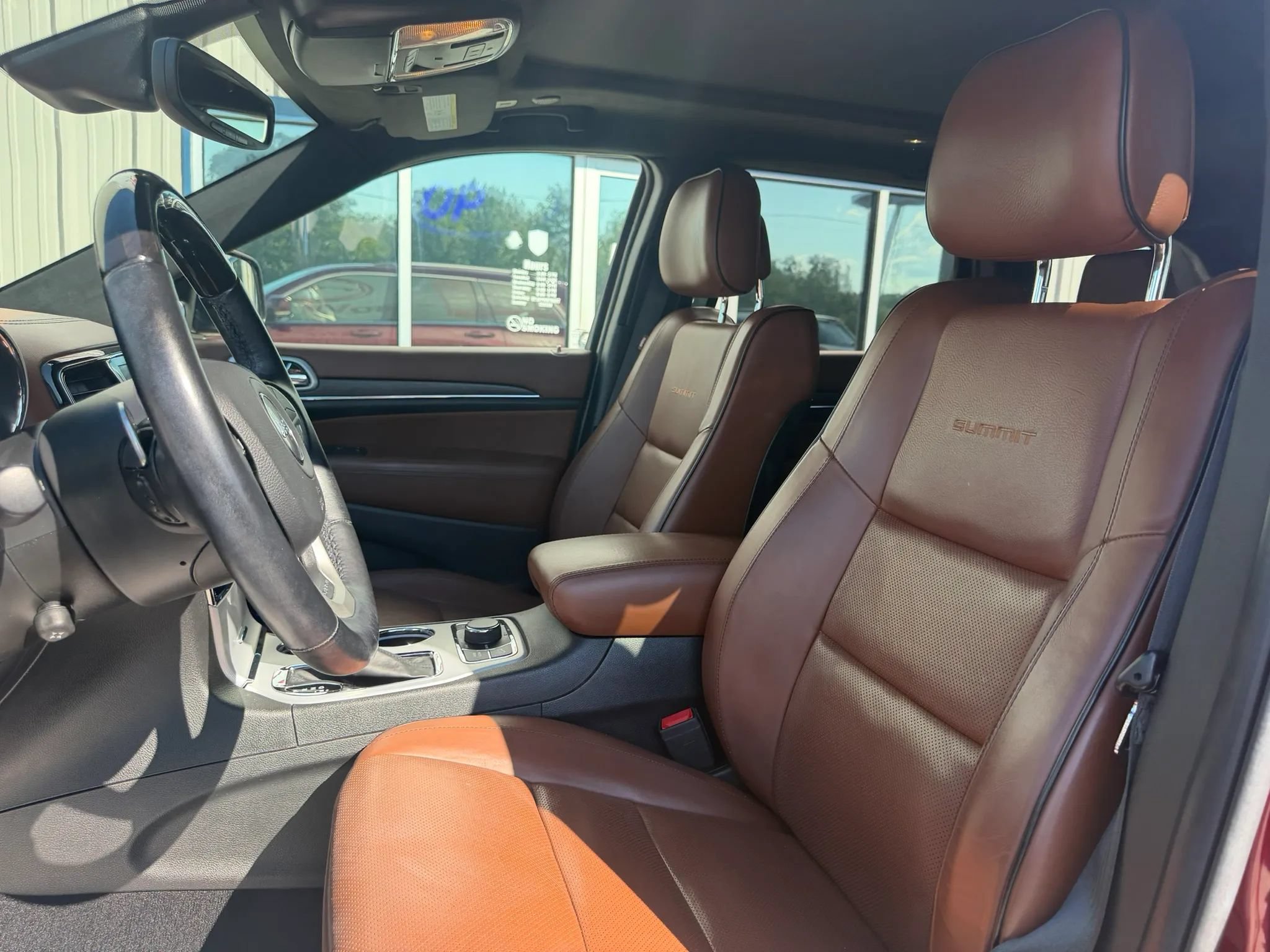 Used 2021 Jeep Grand Cherokee Summit w/ Platinum Series Group AWD/4WD image 10