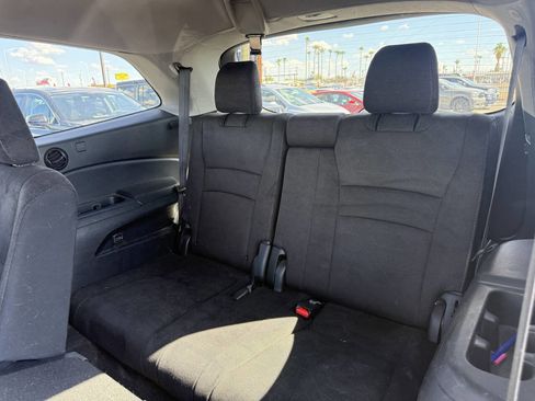 Used 2021 Honda Pilot LX image 30
