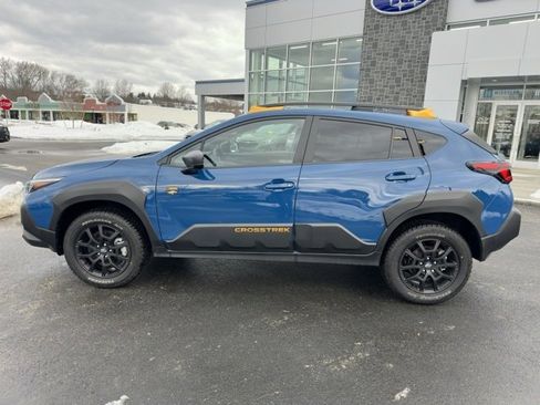 Used 2025 Subaru Crosstrek 2.5i Wilderness image 9