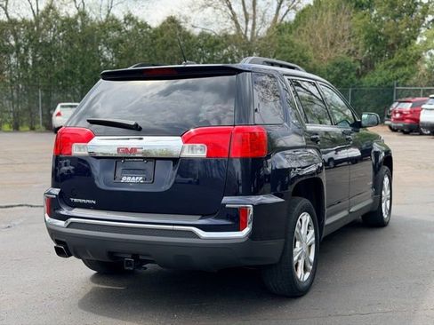 Used 2017 GMC Terrain SLE w/ Convenience Package FWD image 3