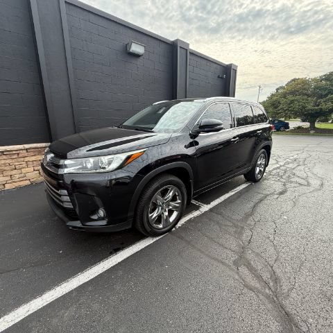 Used 2017 Toyota Highlander Limited Platinum AWD/4WD image 1