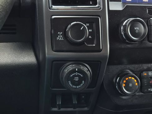 Used 2020 Ford F150 XLT w/ Equipment Group 302A Luxury AWD/4WD image 21