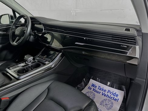 Used 2023 Audi Q7 3.0T Premium Plus AWD/4WD image 30
