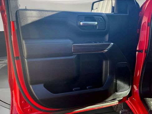 Used 2020 Chevrolet Silverado 1500 RST image 21