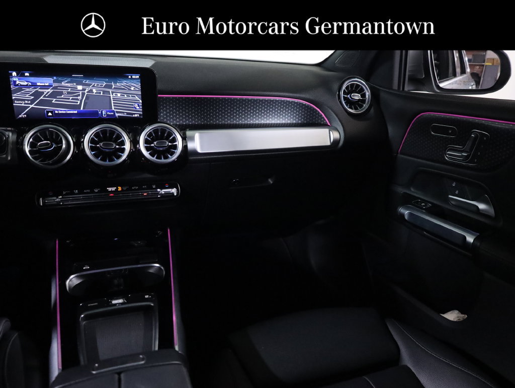 Used 2024 Mercedes-Benz EQB 300 4MATIC image 41