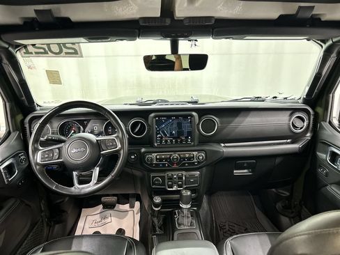 Used 2021 Jeep Wrangler Unlimited Sahara w/ Dual Top Group AWD/4WD image 19