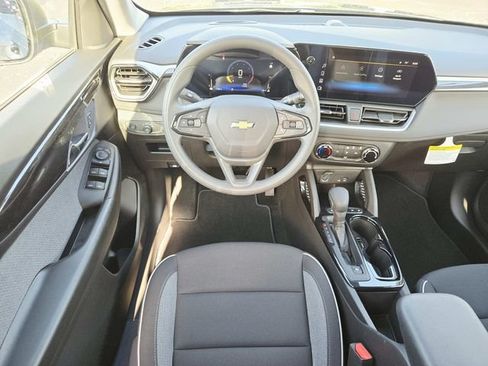 New 2026 Chevrolet TrailBlazer LS w/ LS Convenience Package FWD image 7
