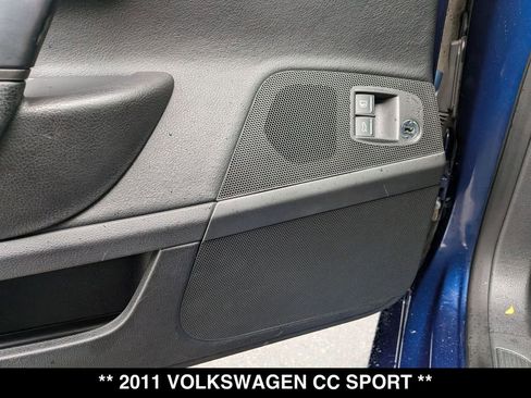 Used 2011 Volkswagen CC Sport FWD image 23