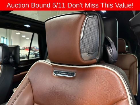 Used 2024 GMC Yukon Denali Ultimate AWD/4WD image 13