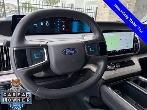 Used 2025 Ford Expedition Max Active AWD/4WD image 11