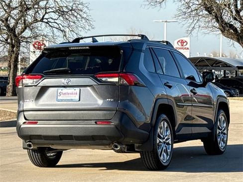 Used 2024 Toyota RAV4 XLE Premium image 8