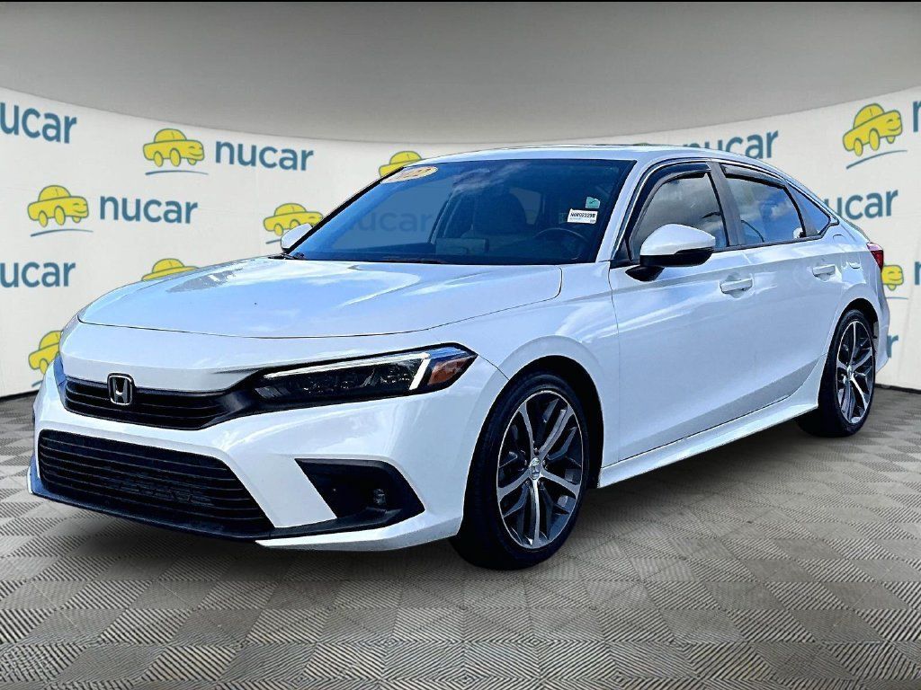Used 2022 Honda Civic Touring image 3