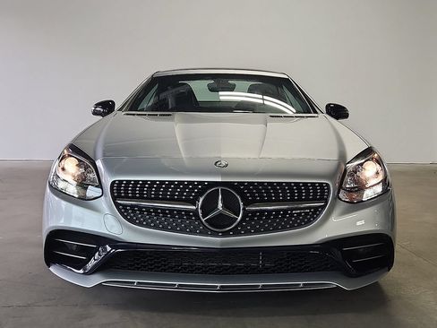 Used 2017 Mercedes-Benz SLC 43 AMG image 8