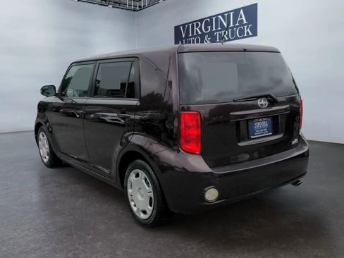 Used 2009 Scion xB image 7
