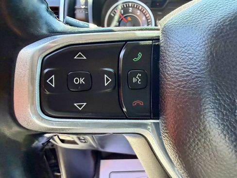 Used 2019 RAM 1500 Laramie AWD/4WD image 23