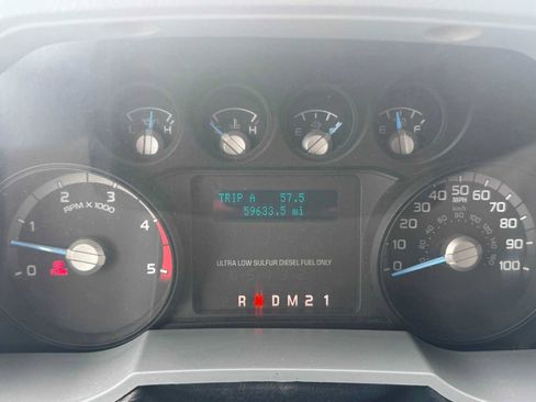 Used 2016 Ford F750 2WD Regular Cab Super Duty image 6