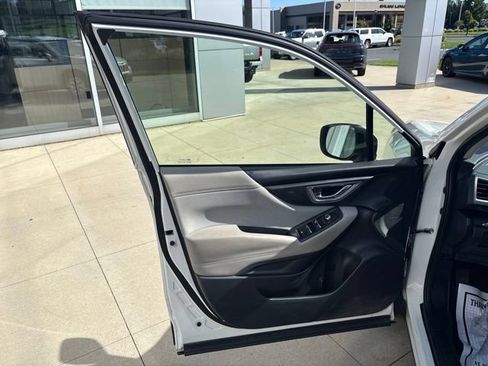 Used 2020 Subaru Forester Premium AWD/4WD image 28