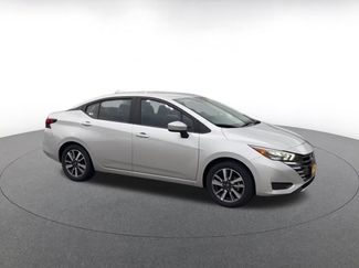 Used 2025 Nissan Versa SV FWD video 2