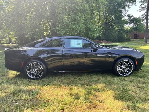 New 2026 Dodge Charger R/T w/ Performance Handling Group AWD/4WD image 2