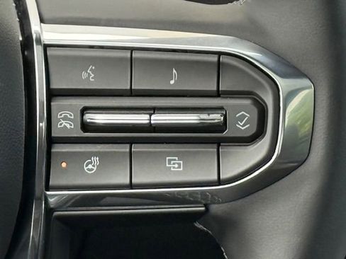 New 2025 GMC Sierra EV Denali image 29