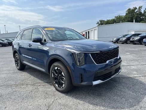 Used 2026 Kia Sorento S AWD/4WD image 11