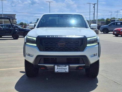 Used 2023 Nissan Frontier PRO-4X w/ Tow Package AWD/4WD image 8