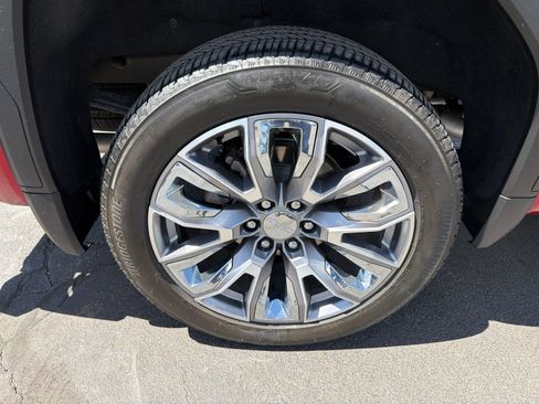 Used 2024 GMC Sierra 1500 Denali AWD/4WD image 10