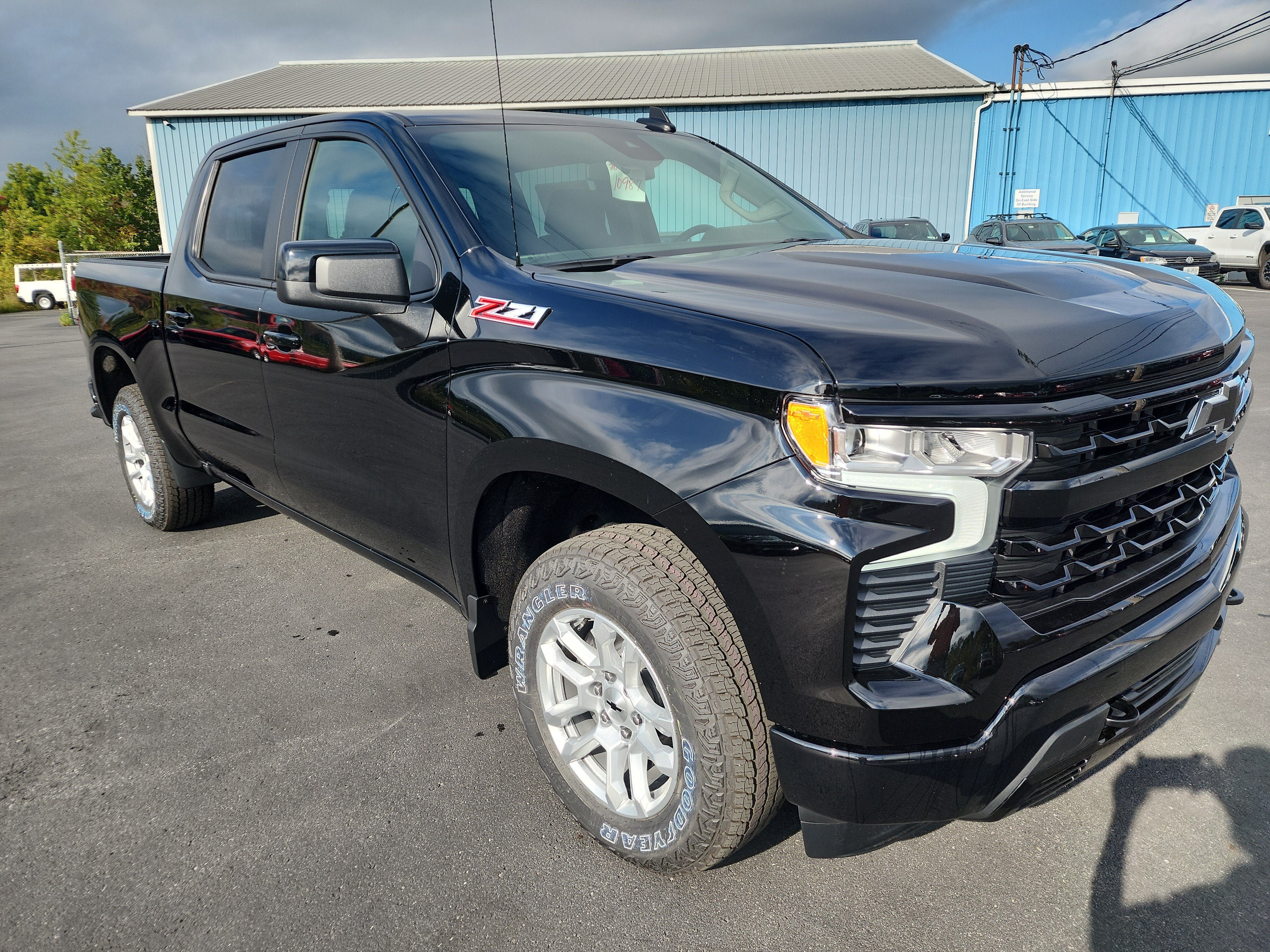 New 2026 Chevrolet Silverado 1500 RST w/ Convenience Package II AWD/4WD image 2