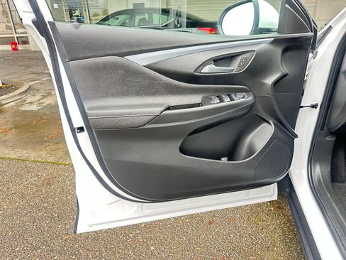 Used 2025 Buick Envista Preferred image 20