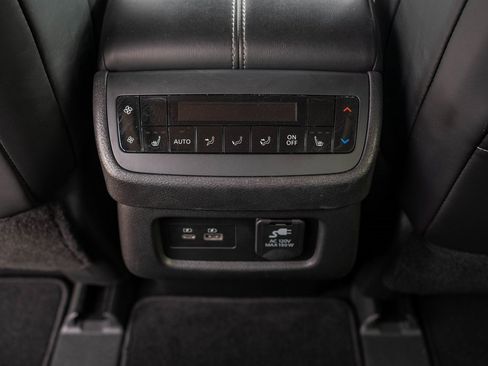 Used 2022 Nissan Pathfinder Platinum w/ Cargo Package image 17