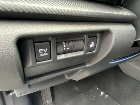 New 2026 Subaru Crosstrek 2.5i Limited AWD/4WD image 14