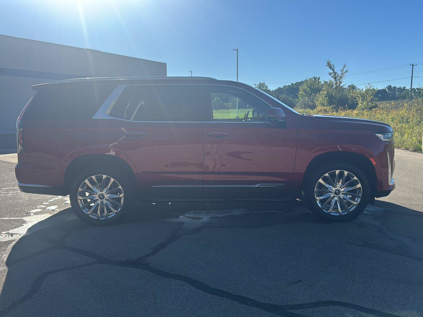 Used 2024 Cadillac Escalade Premium Luxury w/ LPO, Floor Liner Package AWD/4WD image 6