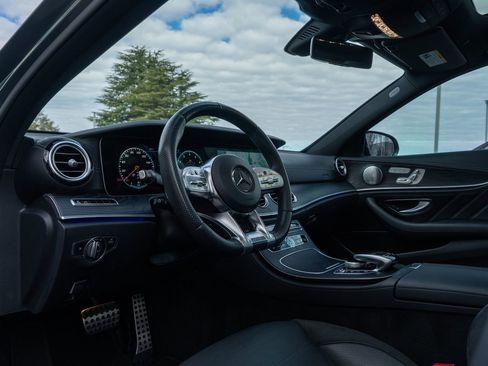 Used 2019 Mercedes-Benz E 53 AMG 4MATIC Sedan image 19