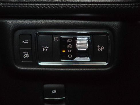 Used 2022 Lincoln Nautilus Standard image 20