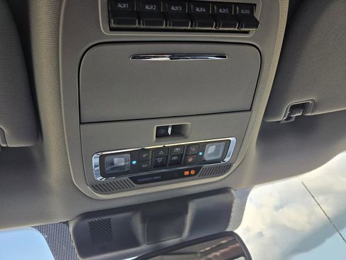 New 2026 Ford F350 Lariat w/ Lariat Premium Package AWD/4WD image 24