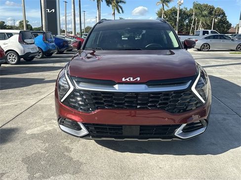 Certified 2025 Kia Sportage SX image 3