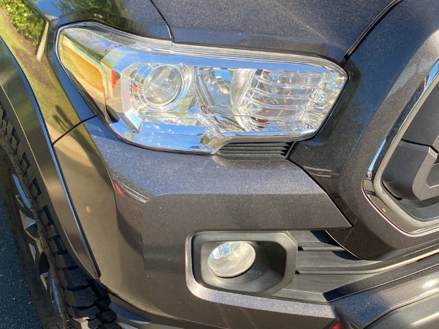 Used 2023 Toyota Tacoma SR5 w/ Technology Package RWD image 4